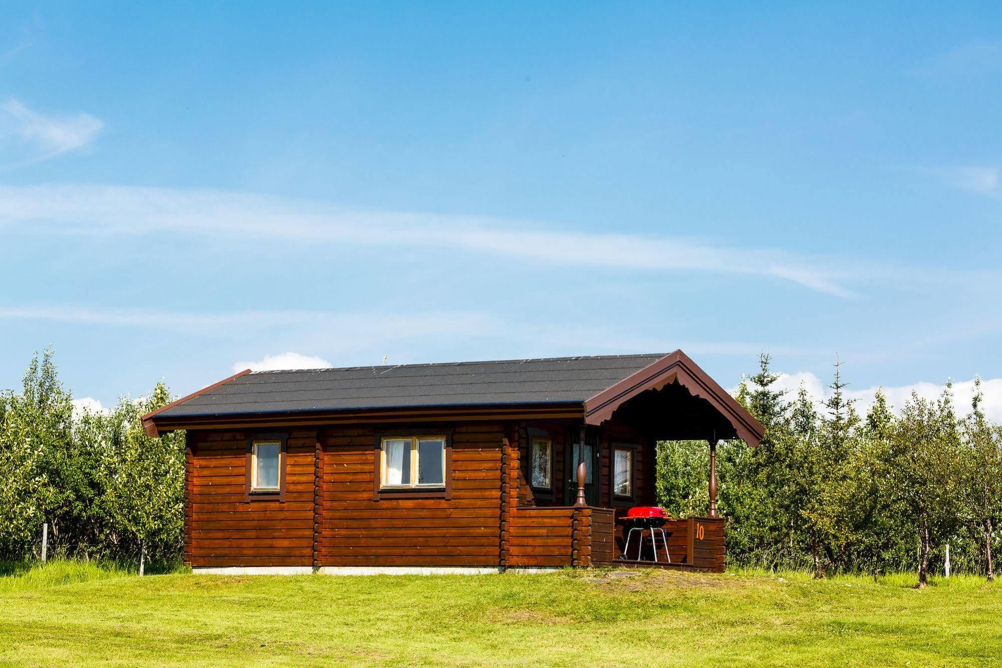 Hellisholar Cottages Hvolsvollur Exterior photo